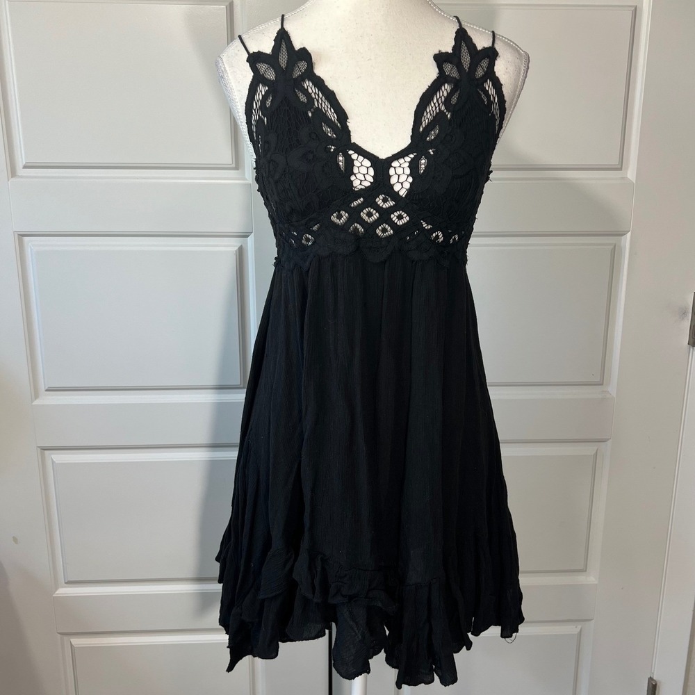 Free People Black Lace Goth Mini Dress XS Spaghetti Strap Ruffle Hem